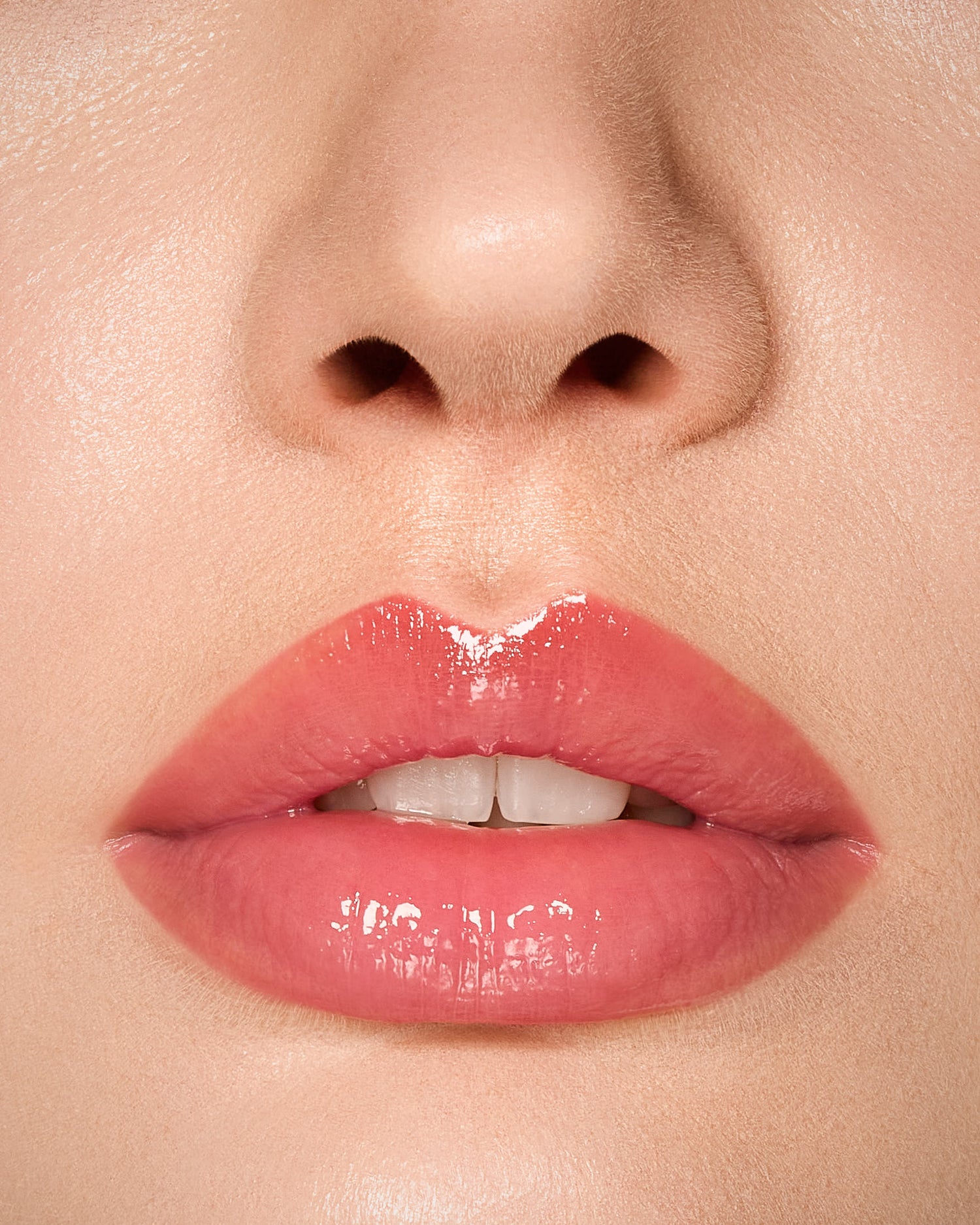 HOT GLOSS - SERVANNE